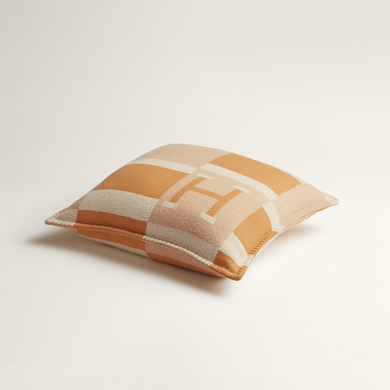 Avalon Bayadere pillow - Yellow | Hermès USA